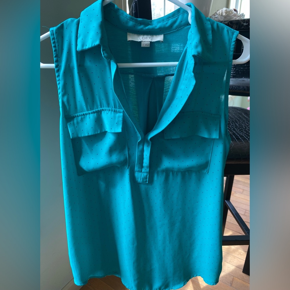 EUC Loft Sleeveless green polka dot blouse